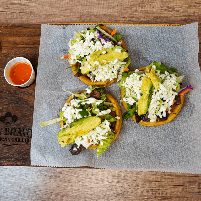 Sopes.